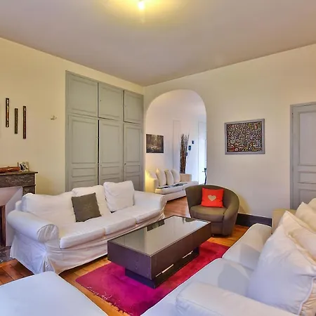 Spacious In The Historical Center * トゥールーズ